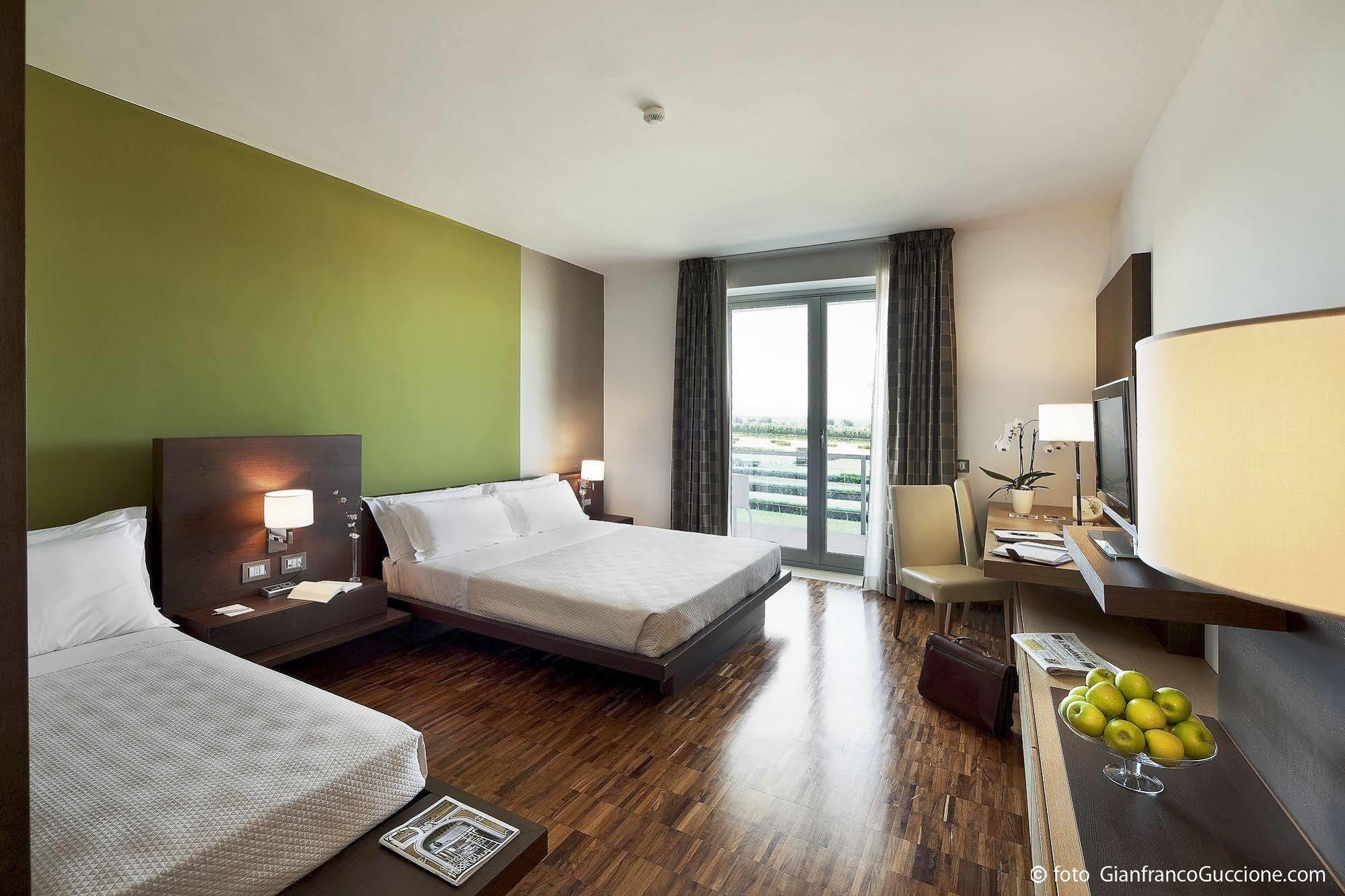 Eureka Palace Hotel Spa Resort Касибиле Екстериор снимка